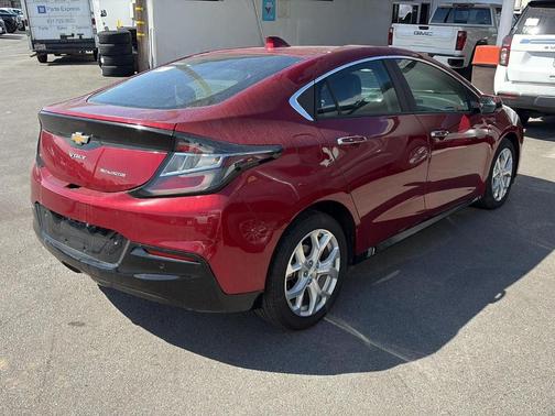 2018 Chevrolet Volt Premier
