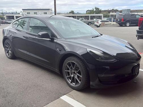Black 2022 Tesla Model 3 Base