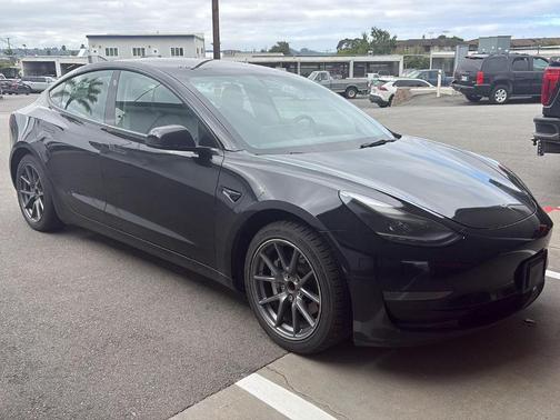 Black 2022 Tesla Model 3 Base