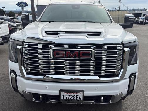 2025 GMC Sierra 2500 Denali