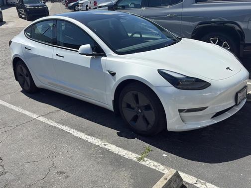 2023 Tesla Model 3 Base