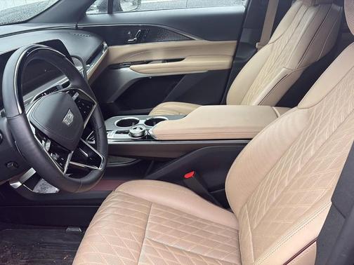 Stellar Black Metallic 2024 Cadillac LYRIQ Sport