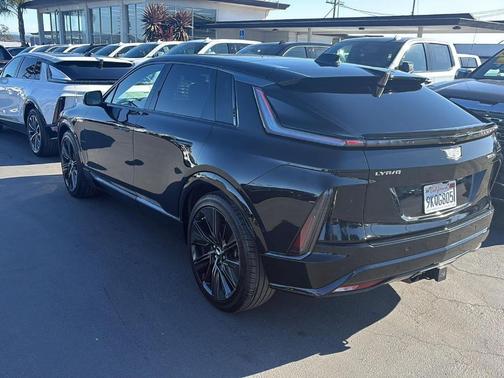 Stellar Black Metallic 2024 Cadillac LYRIQ Sport
