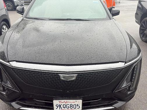 Stellar Black Metallic 2024 Cadillac LYRIQ Sport