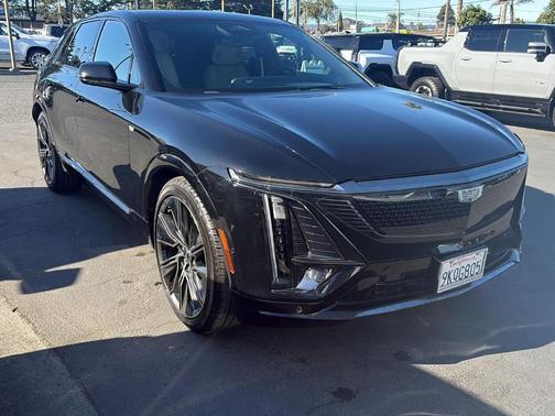 Stellar Black Metallic 2024 Cadillac LYRIQ Sport