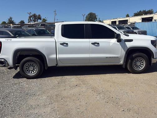Summit White 2023 GMC Sierra 1500 Pro