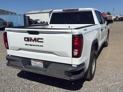 Summit White 2023 GMC Sierra 1500 Pro