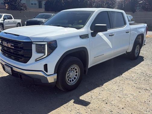 Summit White 2023 GMC Sierra 1500 Pro