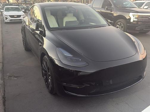 2024 Tesla Model Y Performance