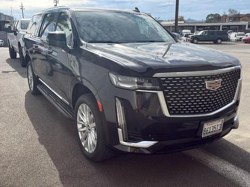 2023 Cadillac Escalade ESV Luxury