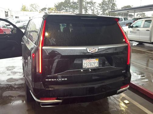 2022 Cadillac Escalade ESV Premium Luxury