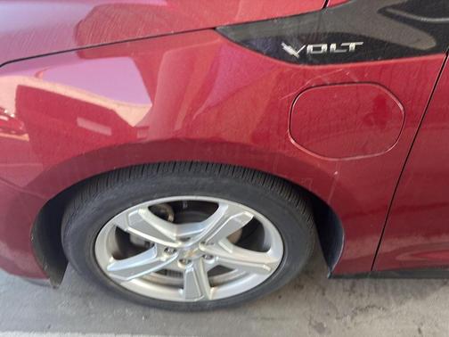2018 Chevrolet Volt LT