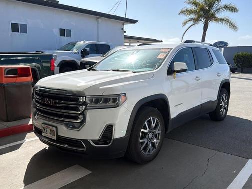 Summit White 2023 GMC Acadia SLT