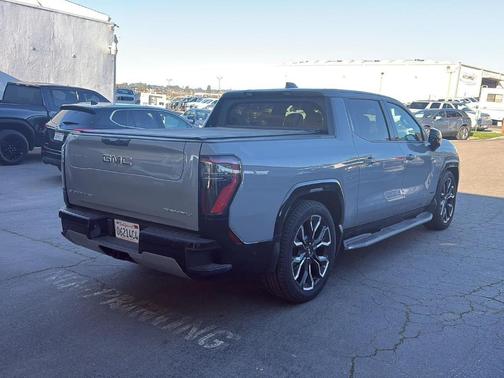 2024 GMC Sierra EV Denali