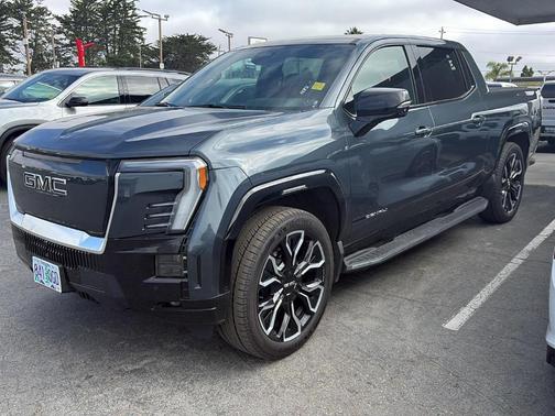 Deep Ocean 2025 GMC Sierra EV Denali