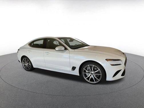 2025 Genesis G70 2.5T RWD