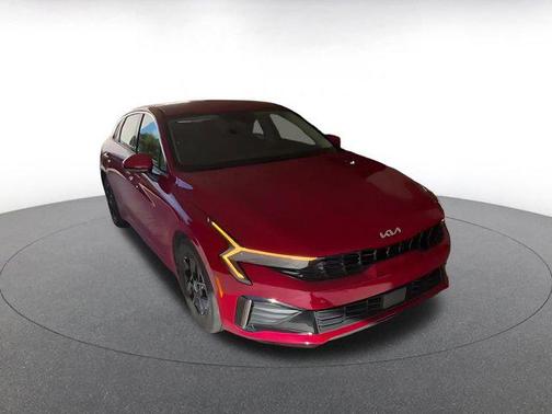 2025 Kia K5 LXS