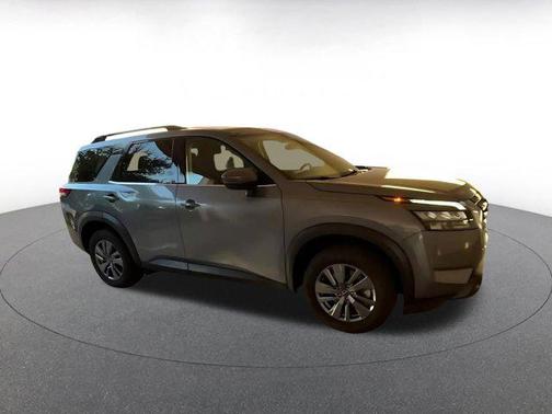 2025 Nissan Pathfinder SV FWD