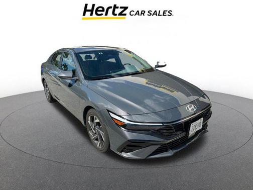 2025 Hyundai ELANTRA SEL