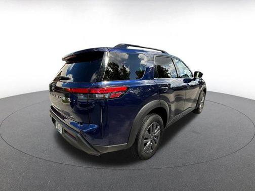 2025 Nissan Pathfinder SV 4WD