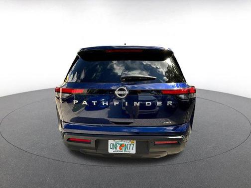 2025 Nissan Pathfinder SV 4WD
