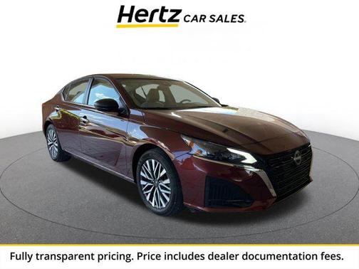 Garnet Pearl Metallic 2025 Nissan Altima SV FWD
