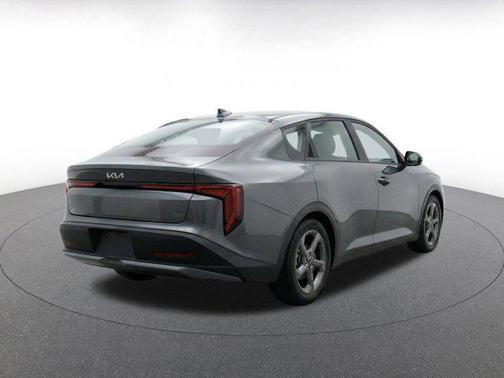 Interstellar Gray 2025 Kia K4 LXS