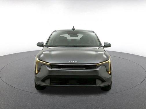 Interstellar Gray 2025 Kia K4 LXS