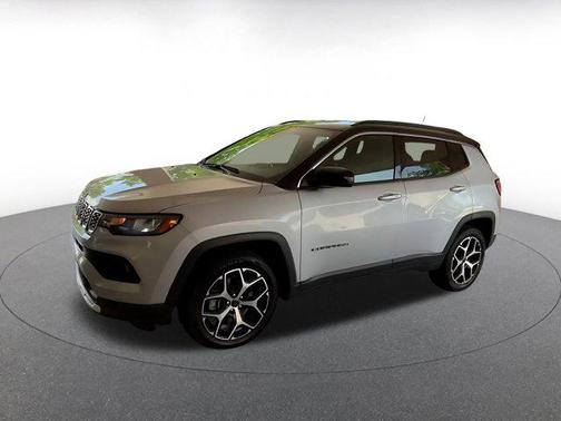 Silver Zynith Metallic Clearcoat 2025 Jeep Compass Limited