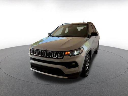 Silver Zynith Metallic Clearcoat 2025 Jeep Compass Limited