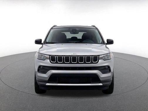 Silver Zynith Metallic Clearcoat 2025 Jeep Compass Limited