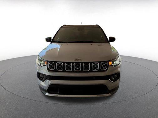 Silver Zynith Metallic Clearcoat 2025 Jeep Compass Limited