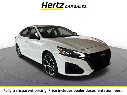 Pearl White Tricoat 2025 Nissan Altima SR FWD