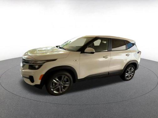 2023 Kia Seltos LX