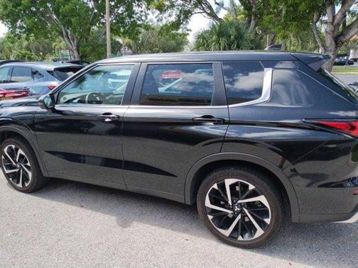 2023 Mitsubishi Outlander SE 2.5 2WD