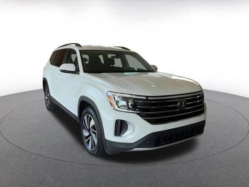 2024 Volkswagen Atlas 2.0T SE w/Technology 4MOTION