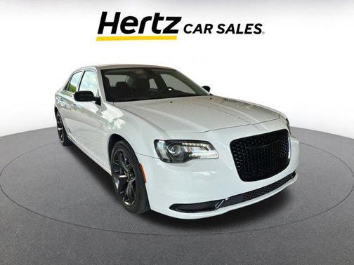 2022 Chrysler 300 Touring