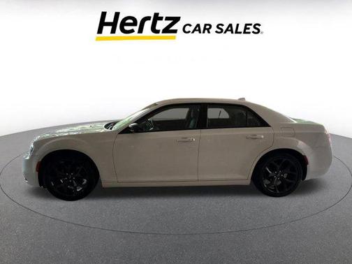 2022 Chrysler 300 Touring