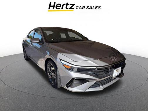 2025 Hyundai ELANTRA SEL