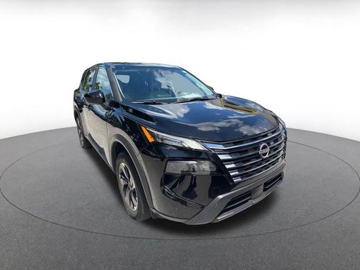 Super Black 2025 Nissan Rogue SV