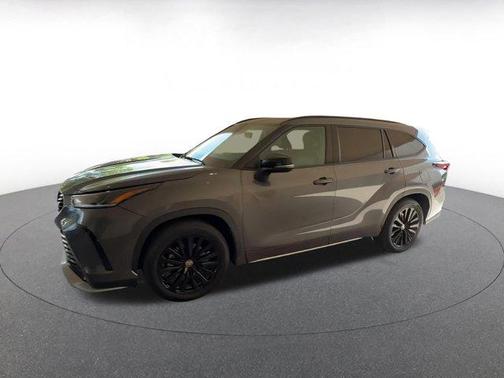 2024 Toyota Highlander XSE