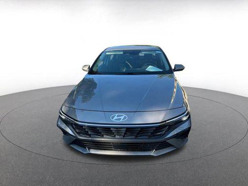 2025 Hyundai ELANTRA HEV Limited