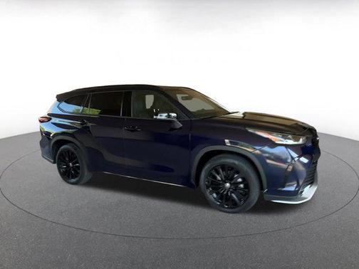 2024 Toyota Highlander XSE