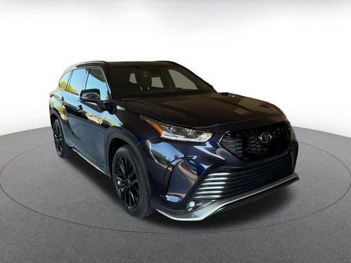 2024 Toyota Highlander XSE