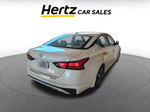2022 Nissan Altima 2.5 SL
