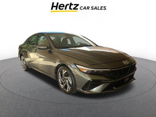 2025 Hyundai ELANTRA SEL