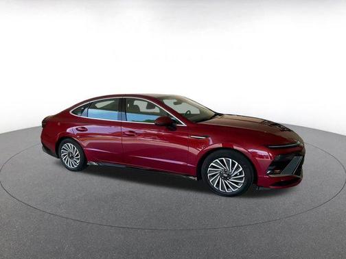 2024 Hyundai SONATA Hybrid SE