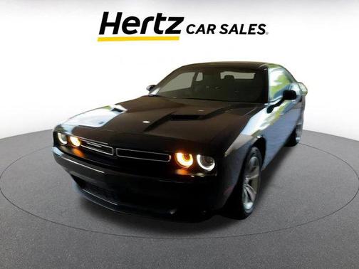 2022 Dodge Challenger SXT