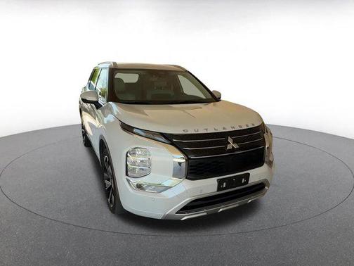 2023 Mitsubishi Outlander SEL 2.5 2WD