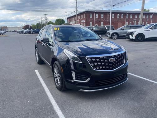 Stellar Black Metallic 2021 Cadillac XT5 Premium Luxury